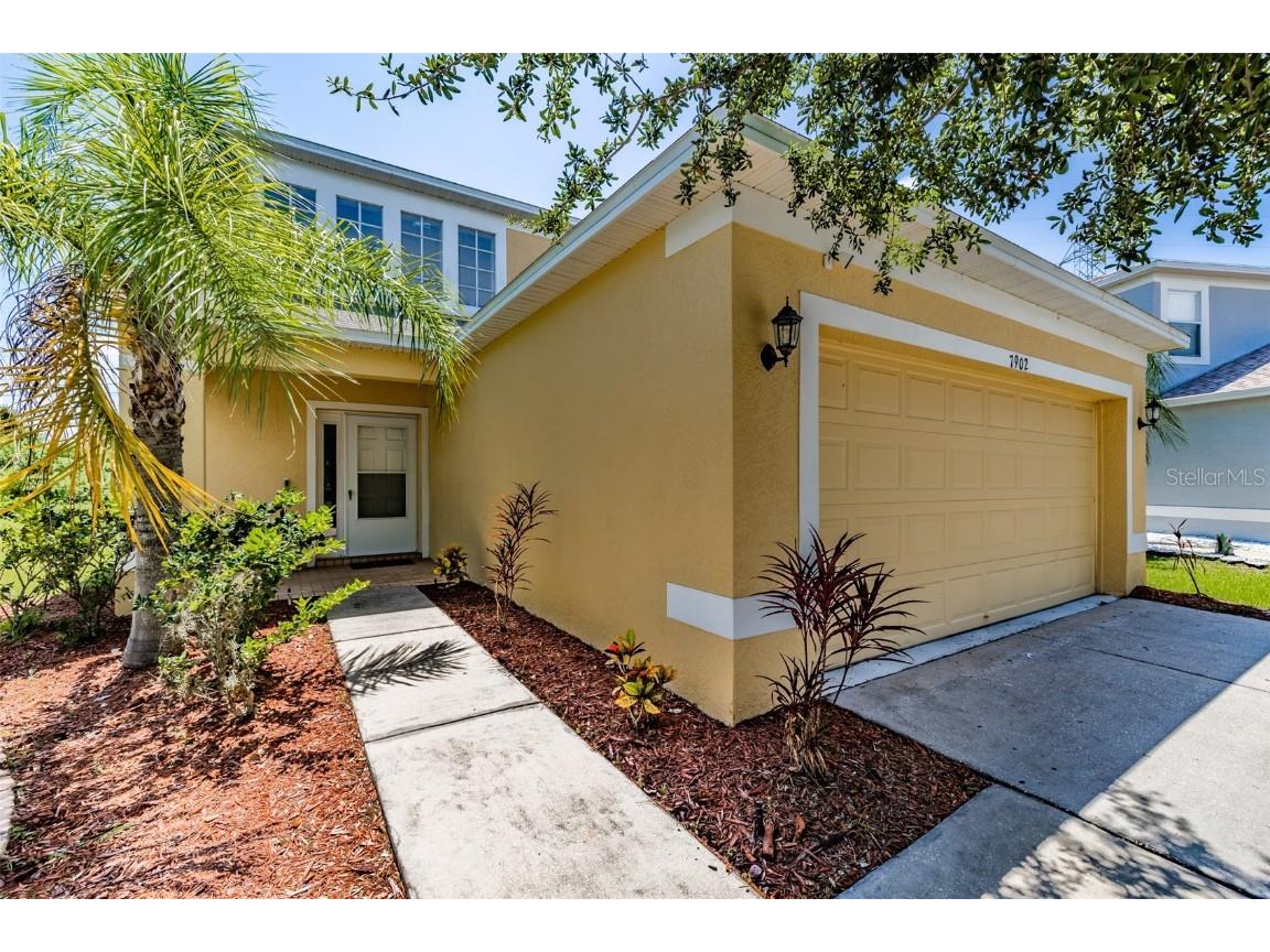 7902 Carriage Pointe Drive Gibsonton FL 33534 T3389615 image1
