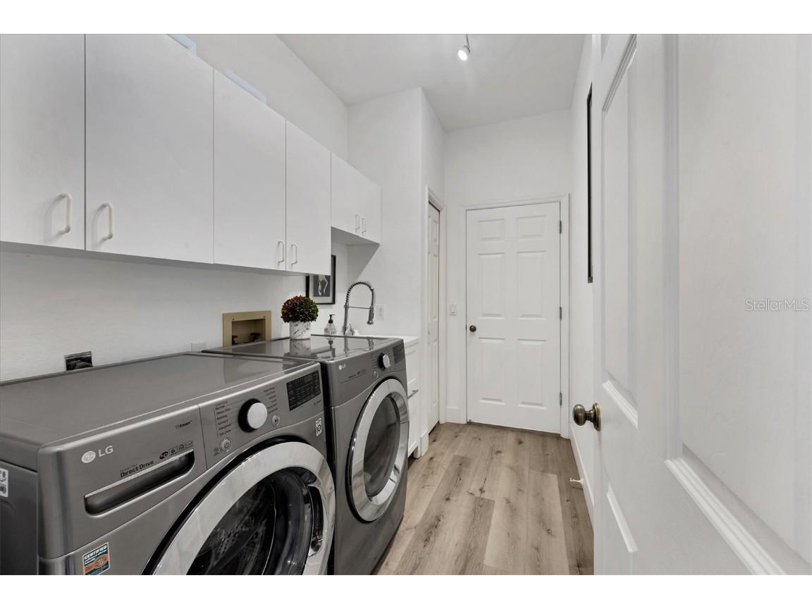 7904 Hampton Court University Park FL 34201 A4657741 image30