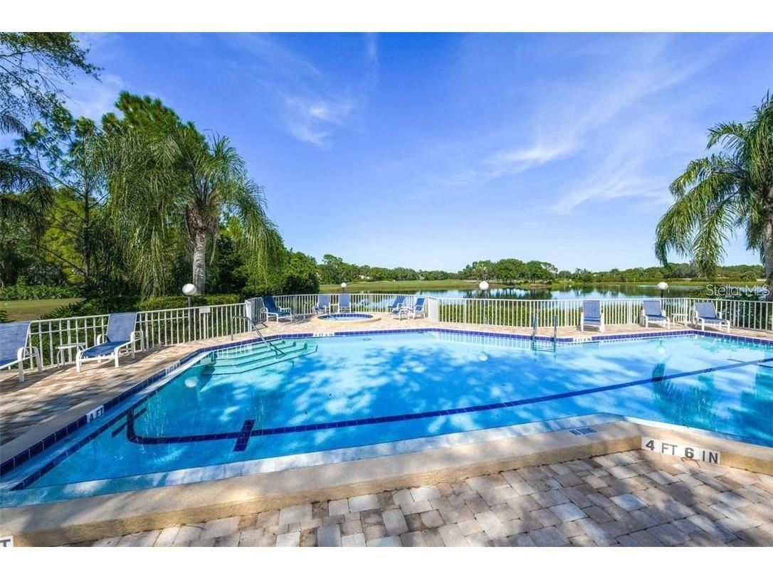 7904 Hampton Court University Park FL 34201 A4686304 image2