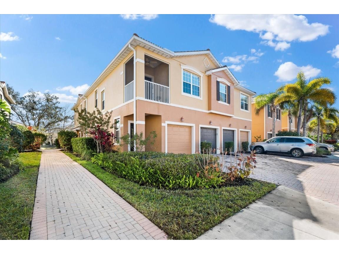 7904 Limestone Lane #19-201 Sarasota FL 34233 A4598911 image1