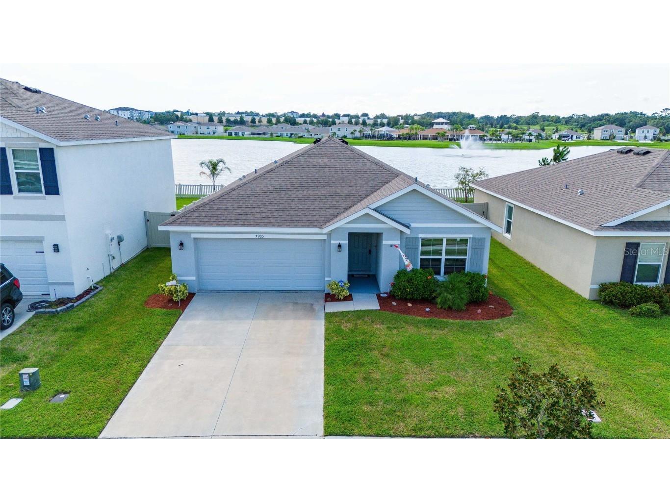 7905 Broad Pointe Drive Zephyrhills FL 33540 T3550458 image1