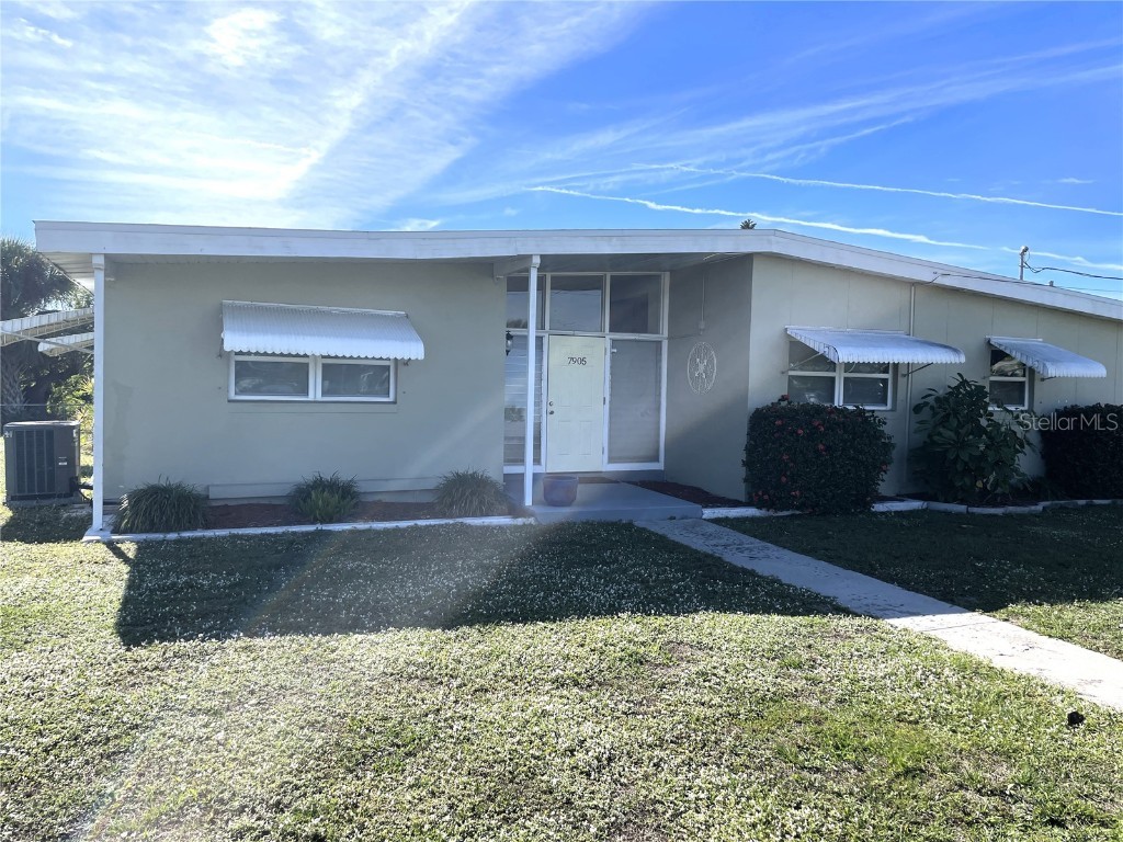 7905 Jeffery Avenue North Port FL 34287 D6133605 image1