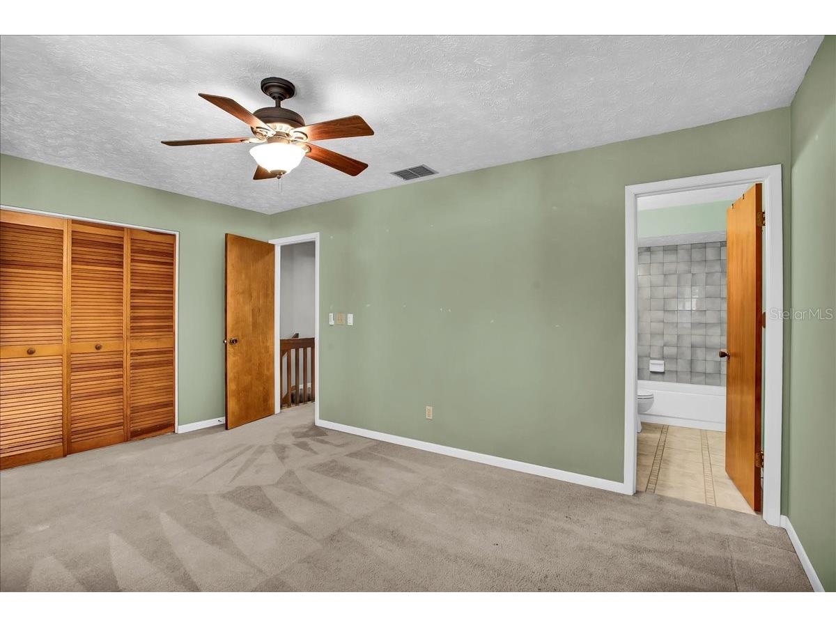 7905 Luxbury Place Tampa FL 33614 TB8468149 image32