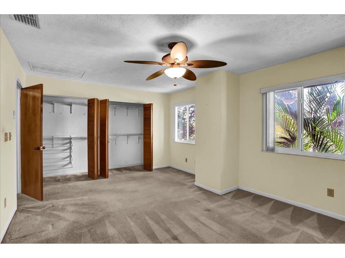 7905 Luxbury Place Tampa FL 33614 TB8468149 image40