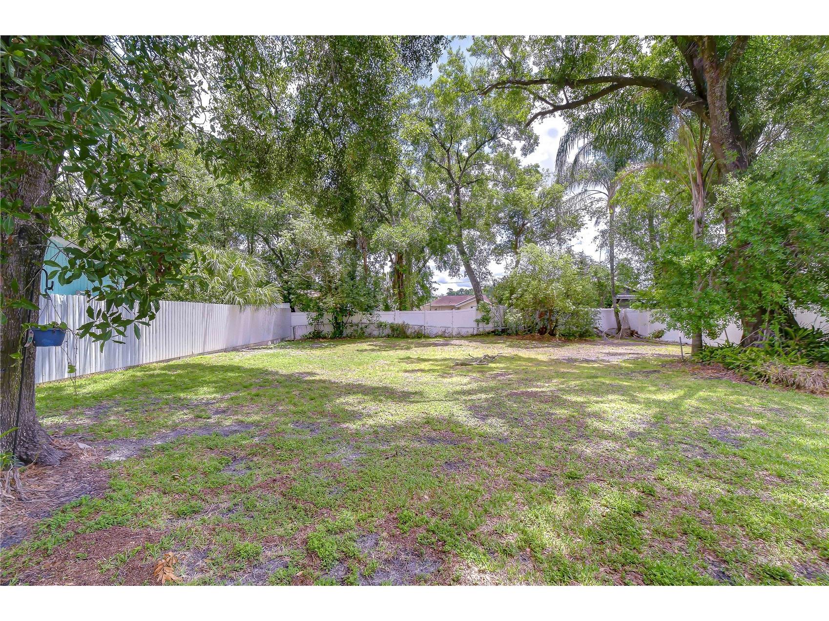7905 N Fremont Avenue Tampa FL 33604 TB8511953 image10