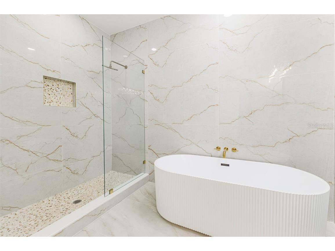 7905 N Greenwood Avenue Tampa FL 33604 TB8451504 image20