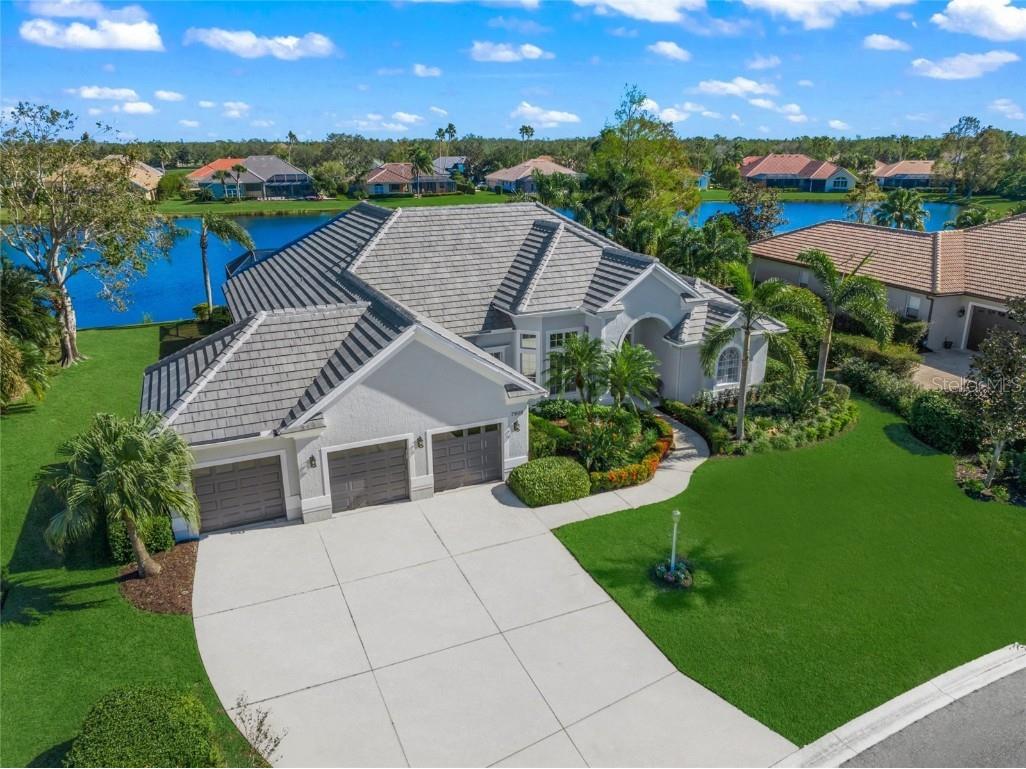 7905 Royal Queensland Way Lakewood Ranch FL 34202 A4630856 image1