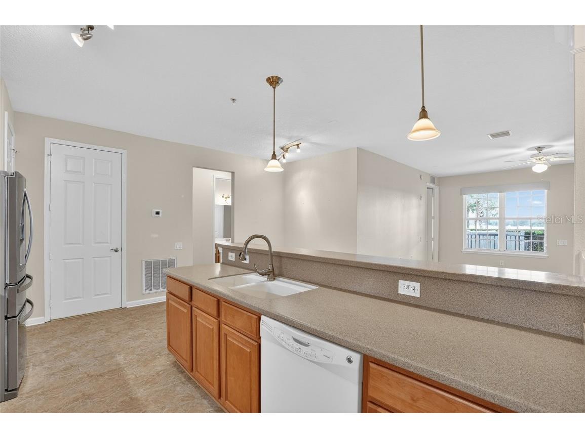 7905 Seminole Boulevard #3103 Seminole FL 33772 TB8459325 image21