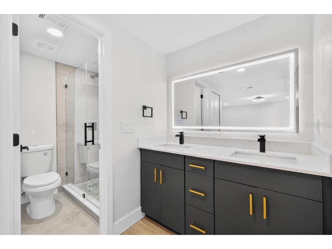 7905 Timberlane West Drive Tampa FL 33615 TB8443032 image28