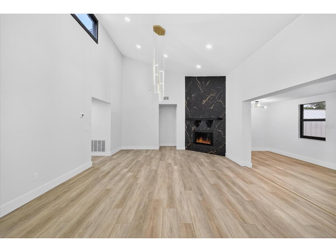 7905 Timberlane West Drive Tampa FL 33615 TB8443032 image8