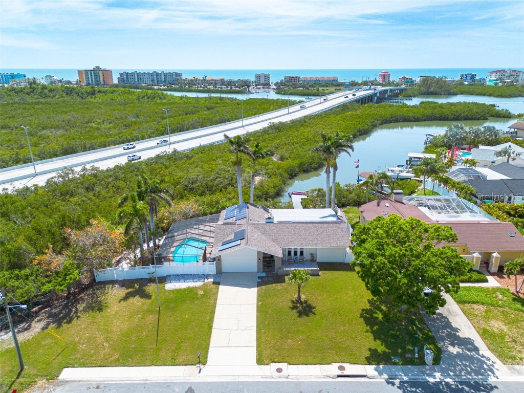 7906 Bayshore Drive Seminole FL 33776 TB8369967 image1