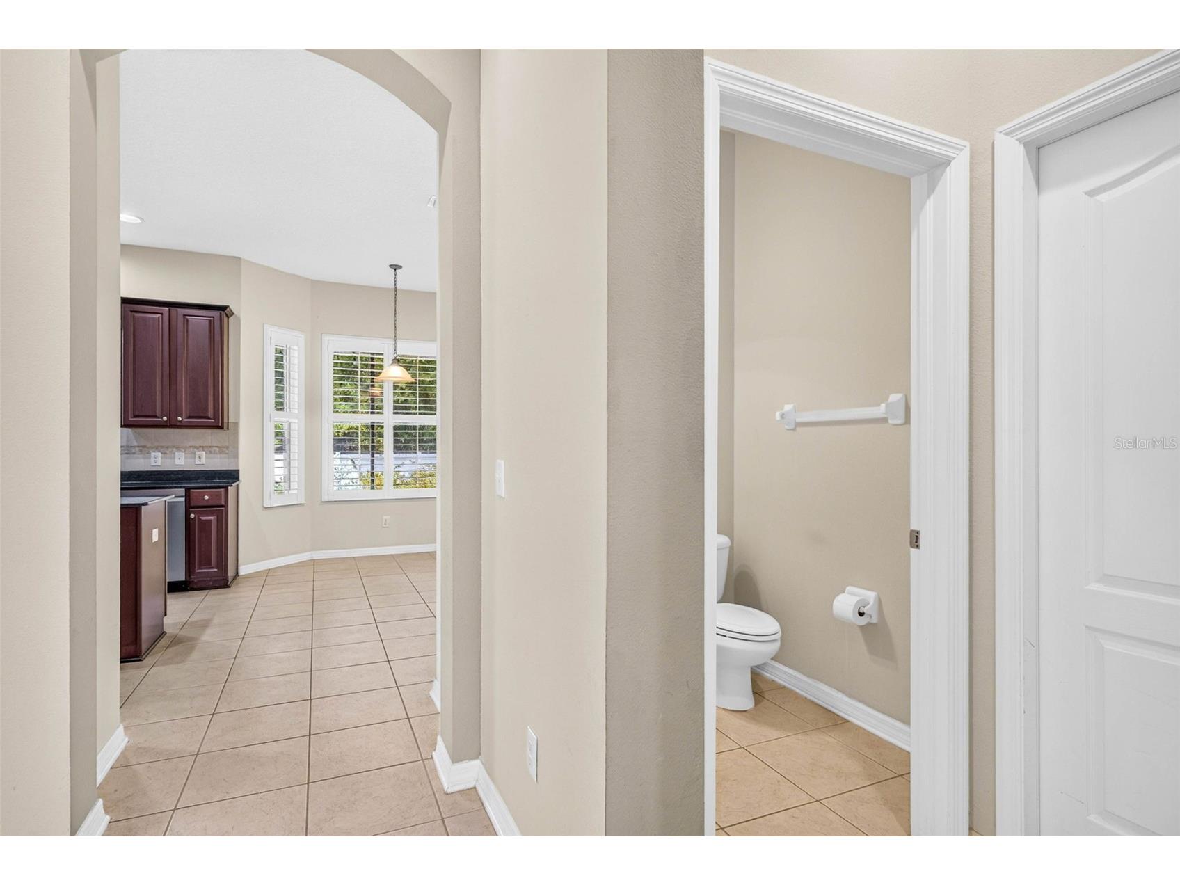 7906 Camden Woods Drive Tampa FL 33619 TB8529434 image15