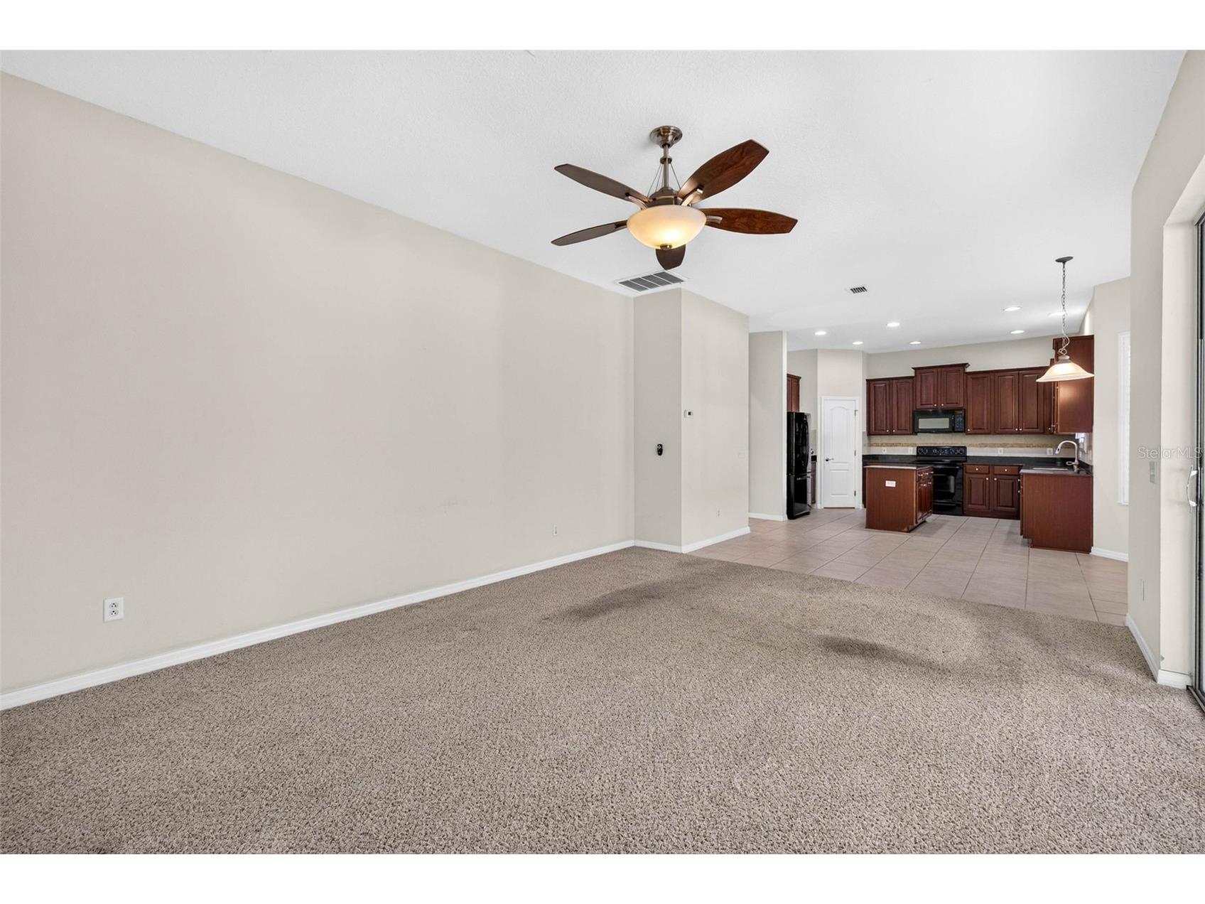 7906 Camden Woods Drive Tampa FL 33619 TB8529434 image36