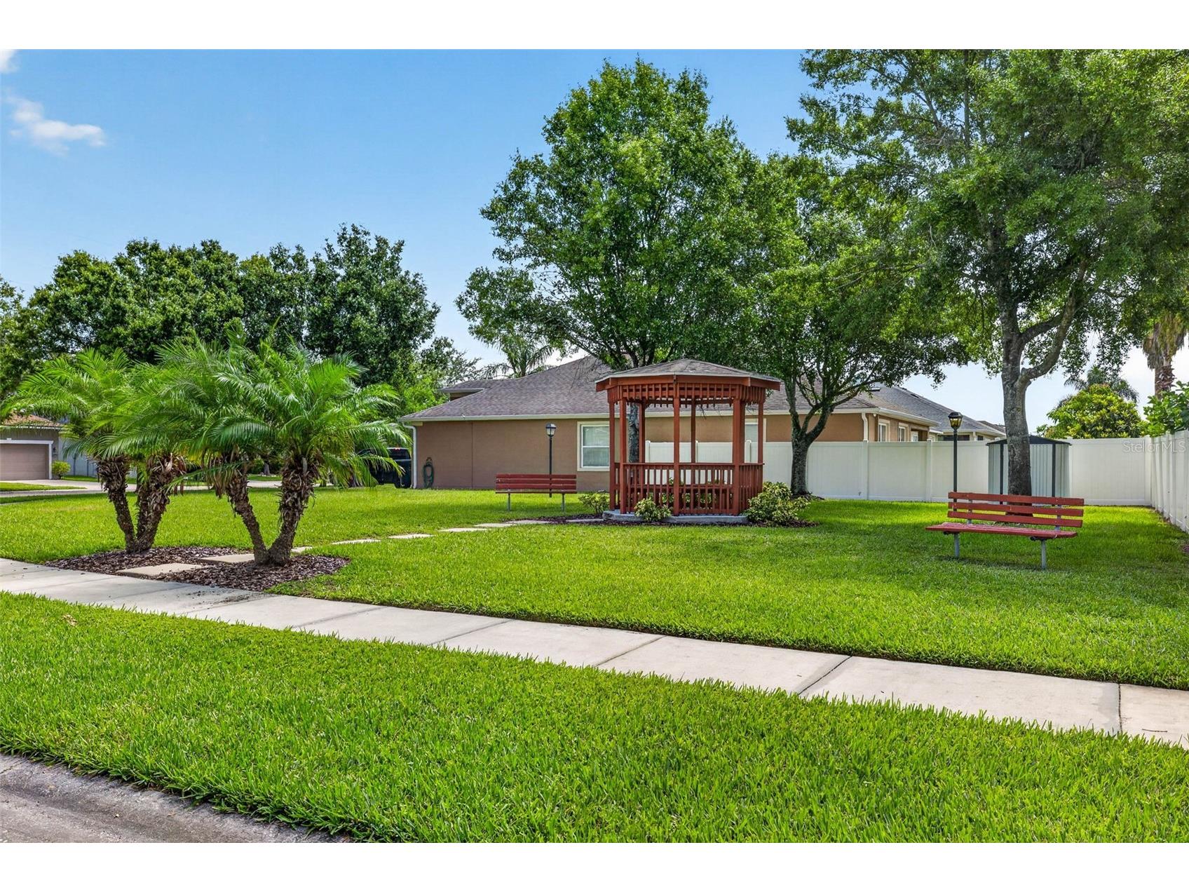 7906 Camden Woods Drive Tampa FL 33619 TB8529434 image79