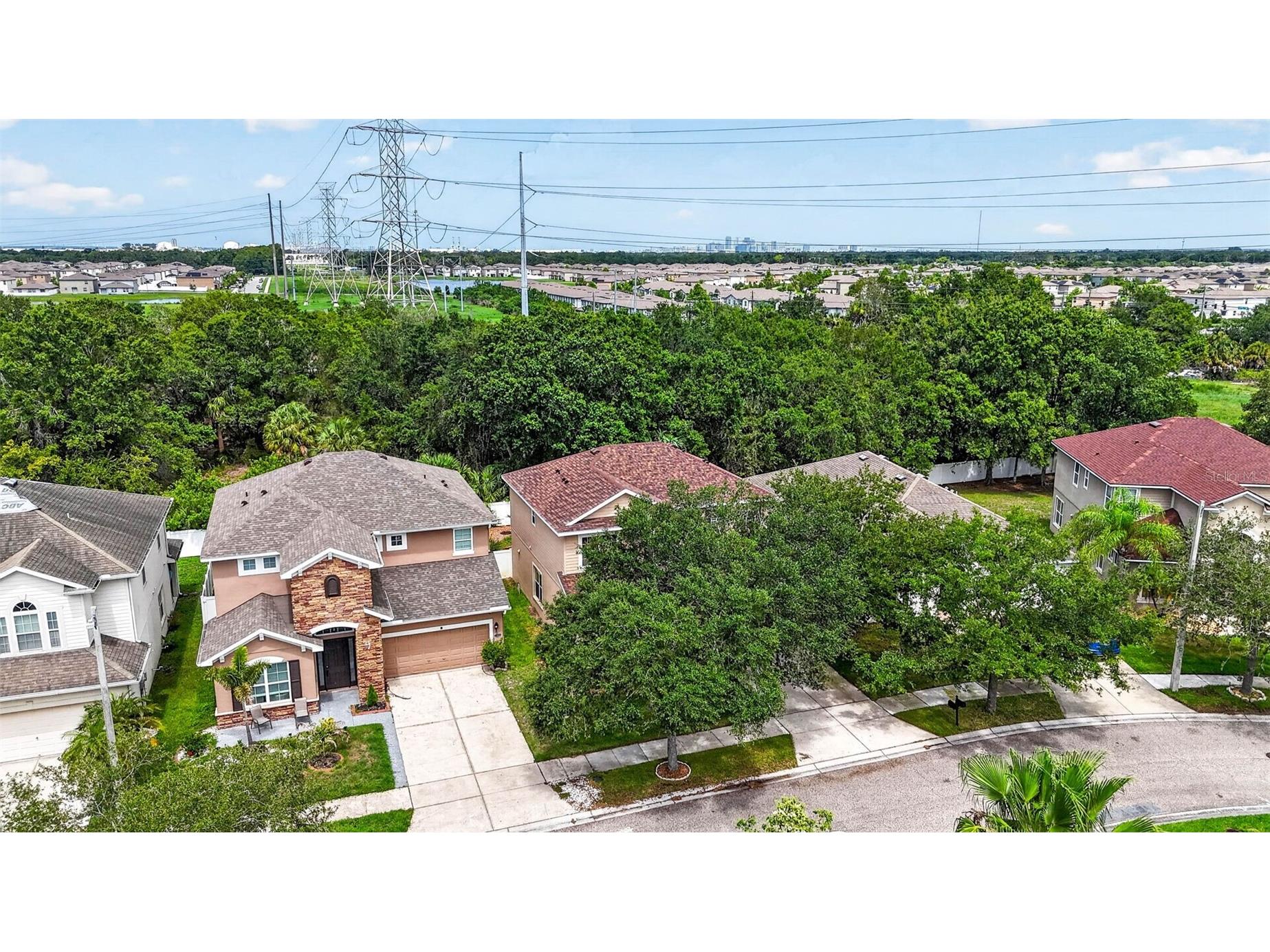 7906 Camden Woods Drive Tampa FL 33619 TB8529434 image80