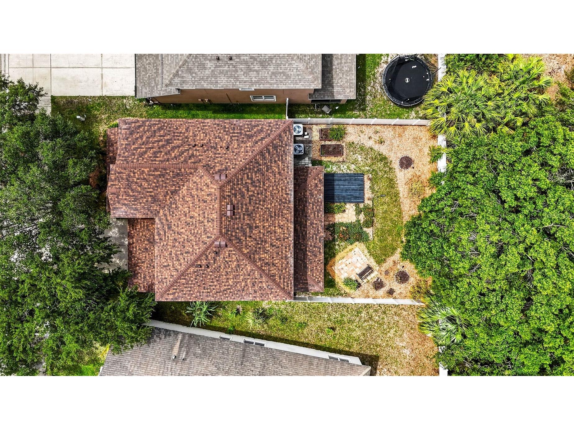 7906 Camden Woods Drive Tampa FL 33619 TB8529434 image84