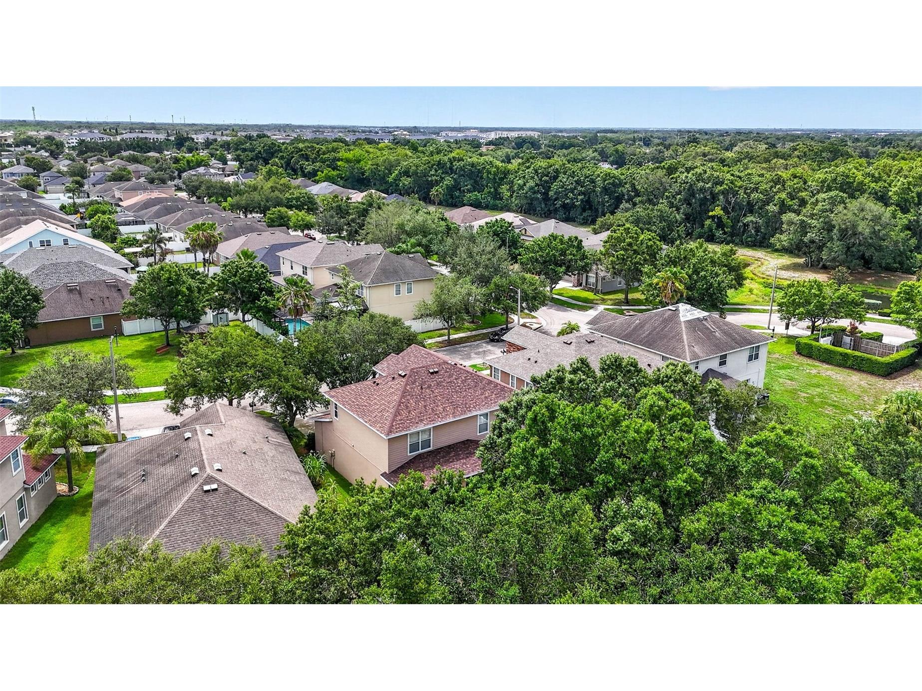 7906 Camden Woods Drive Tampa FL 33619 TB8529434 image85