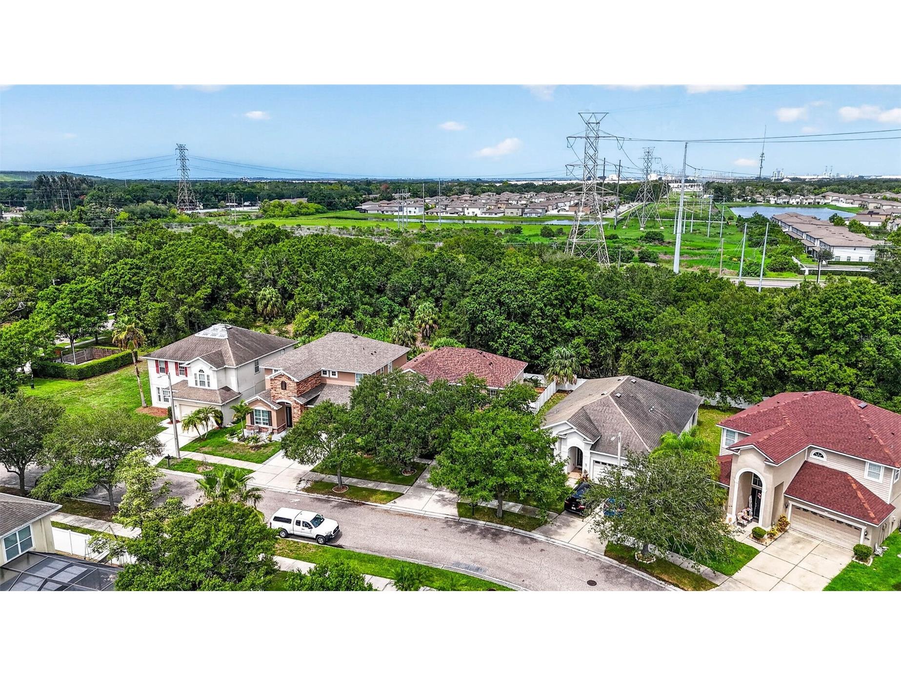 7906 Camden Woods Drive Tampa FL 33619 TB8529434 image93