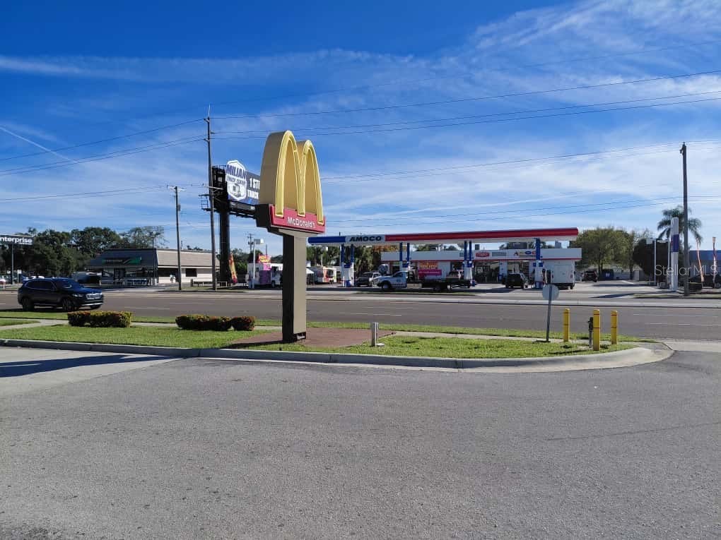 7906 W Hillsborough Avenue Tampa FL 33615 TB8448517 image4