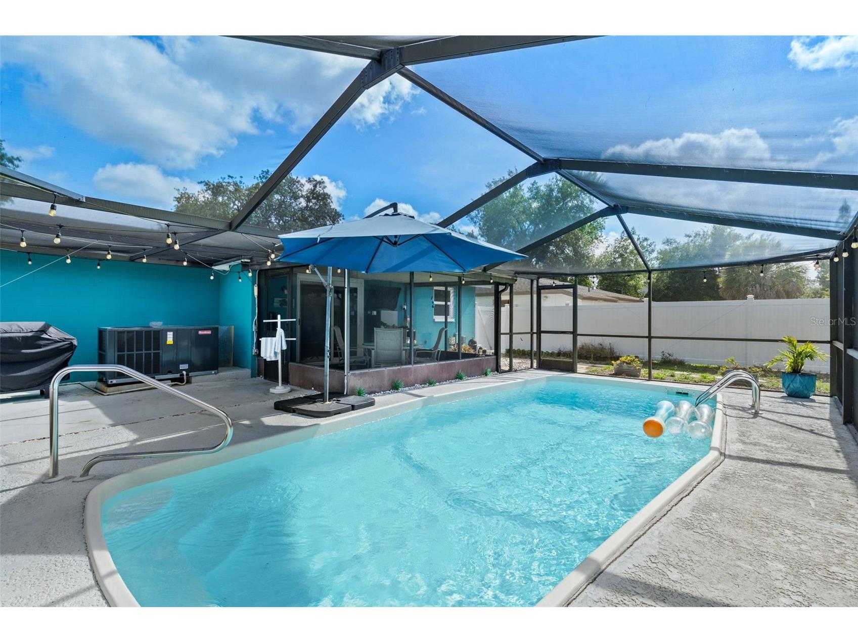 7906 Woodvine Circle Tampa FL 33615 TB8518197 image28