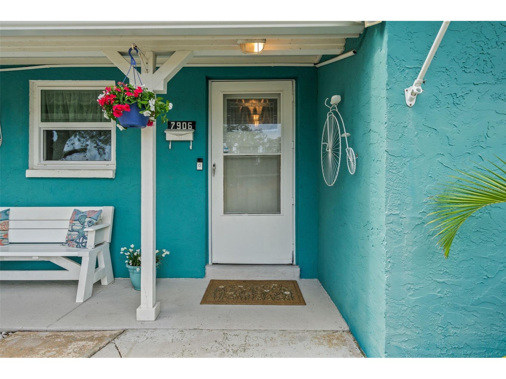 7906 Woodvine Circle Tampa FL 33615 TB8518197 image4
