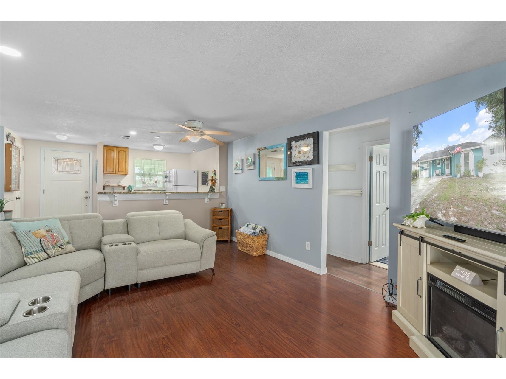 7906 Woodvine Circle Tampa FL 33615 TB8518197 image7
