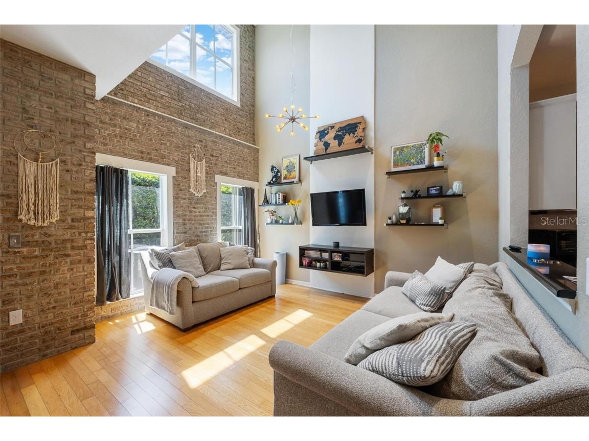 7907 Tipperary Ln Tampa FL 33610 U8194684 image1