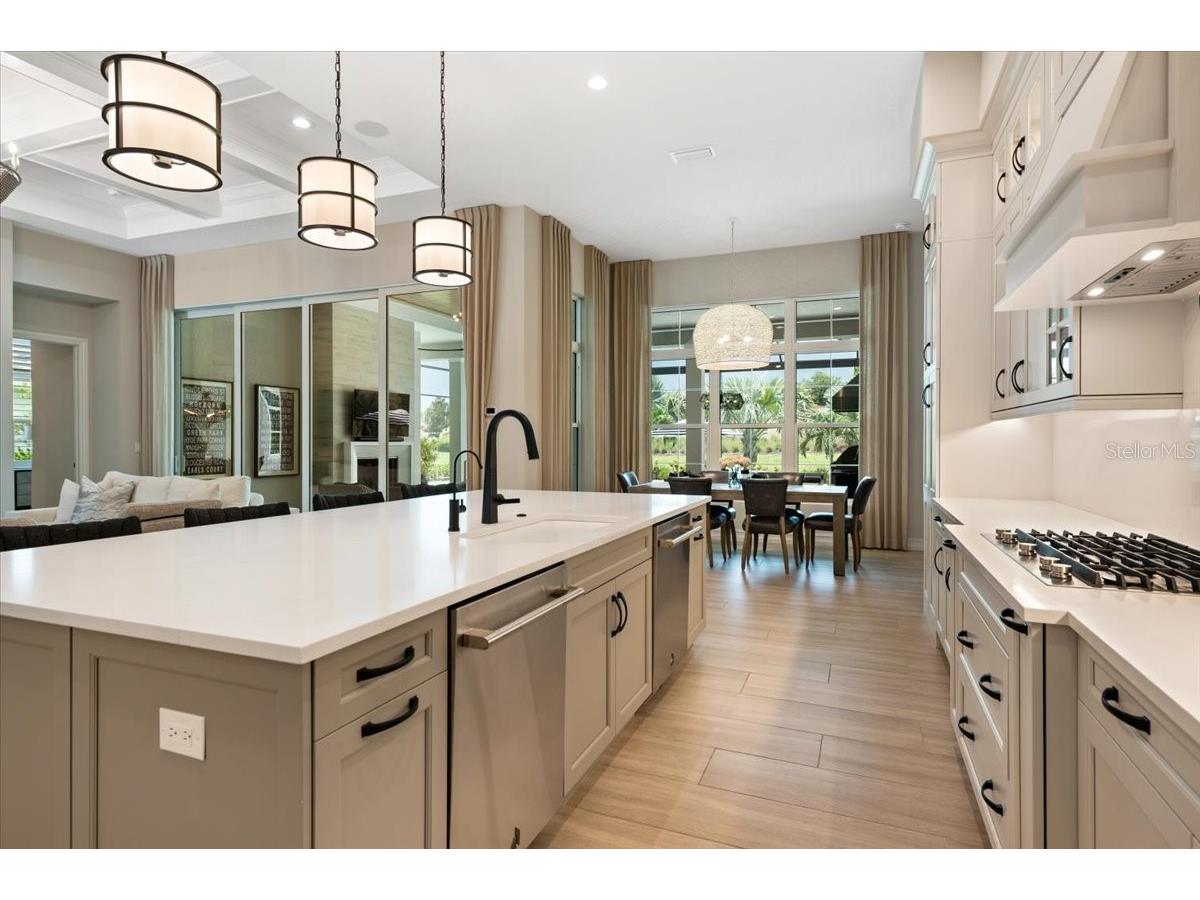 7908 Bowspirit Way Lakewood Ranch FL 34202 A4698023 image25