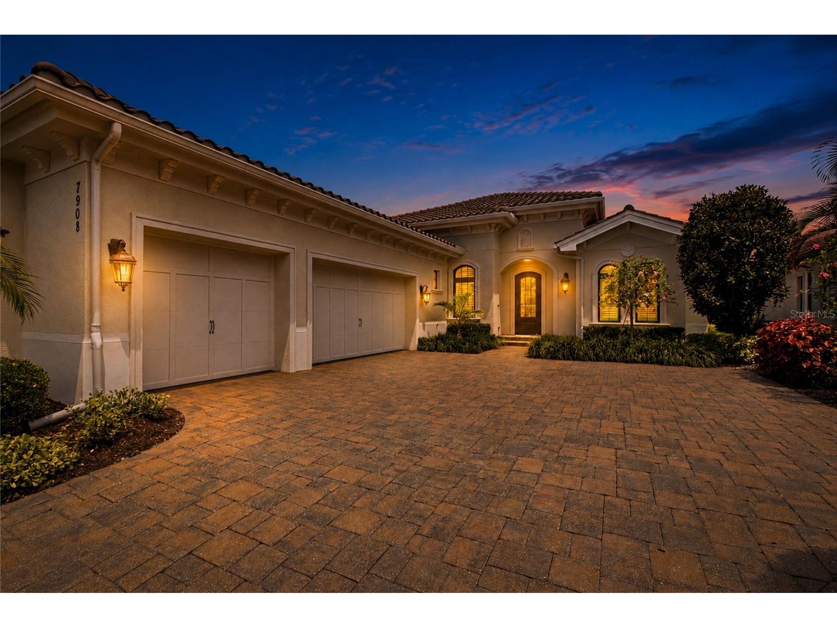 7908 Matera Court Bradenton FL 34202 A4696501 image2
