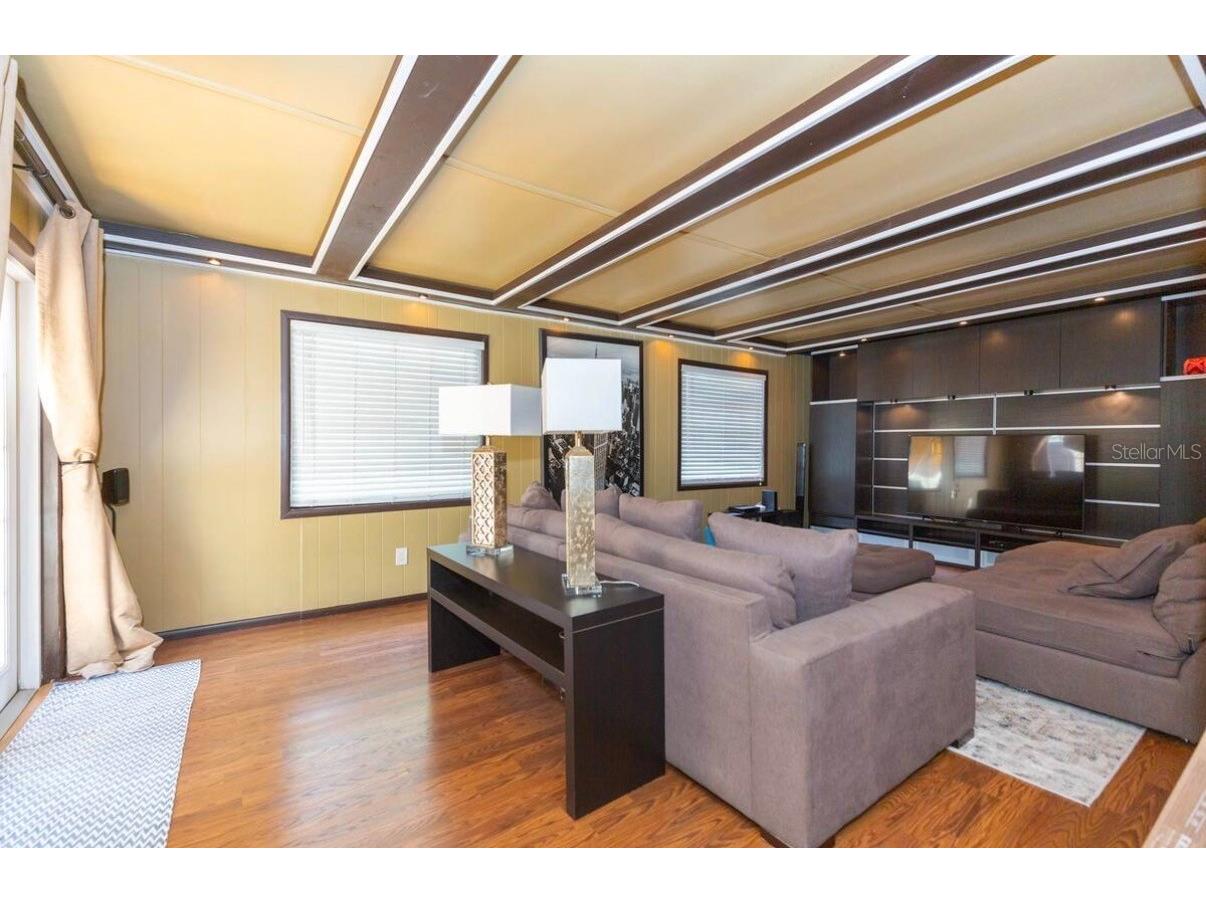 7908 W Elm Street Tampa FL 33615 TB8478477 image20