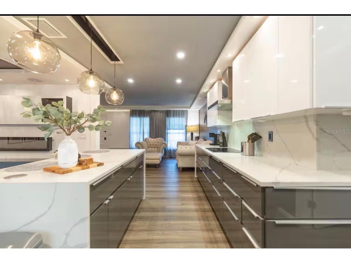 7908 W Elm Street Tampa FL 33615 TB8478477 image7