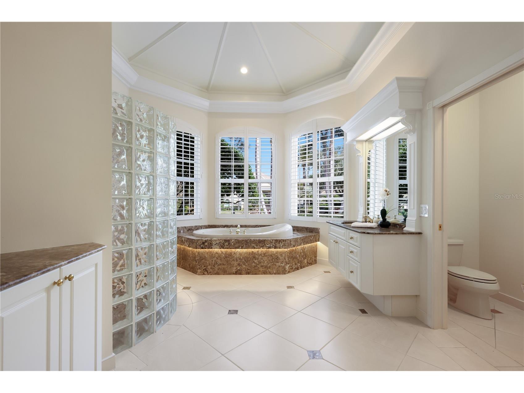 7908 Warwick Gardens Lane University Park FL 34201 A4682701 image24