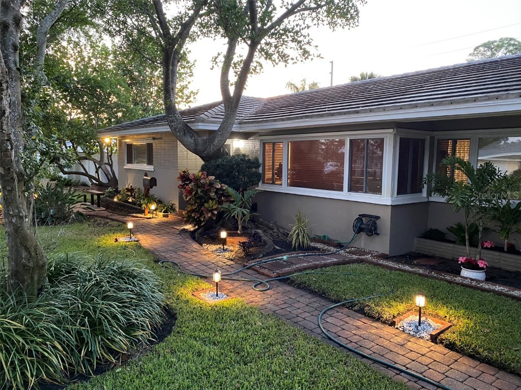 7909 Garden Drive N Saint Petersburg FL 33710 O6103244 image1