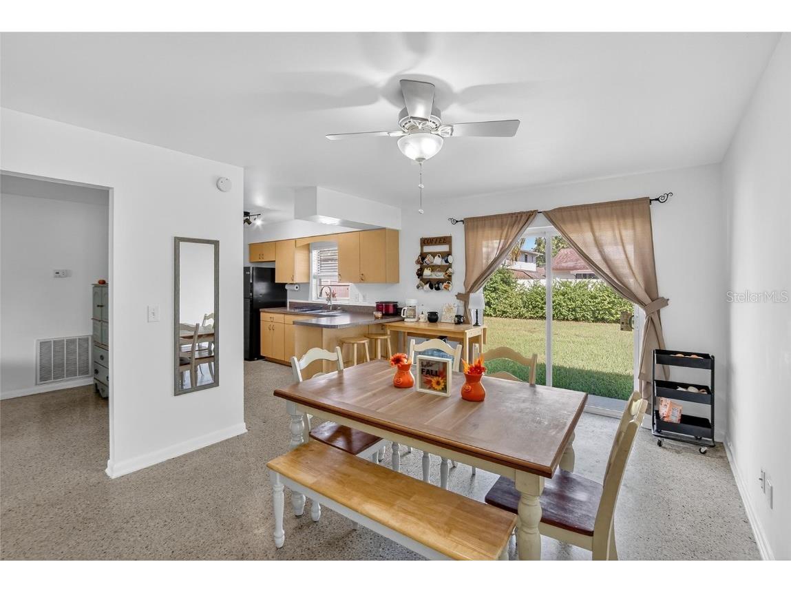 7909 West Pocahontas Avenue Tampa FL 33615 TB8443809 image14