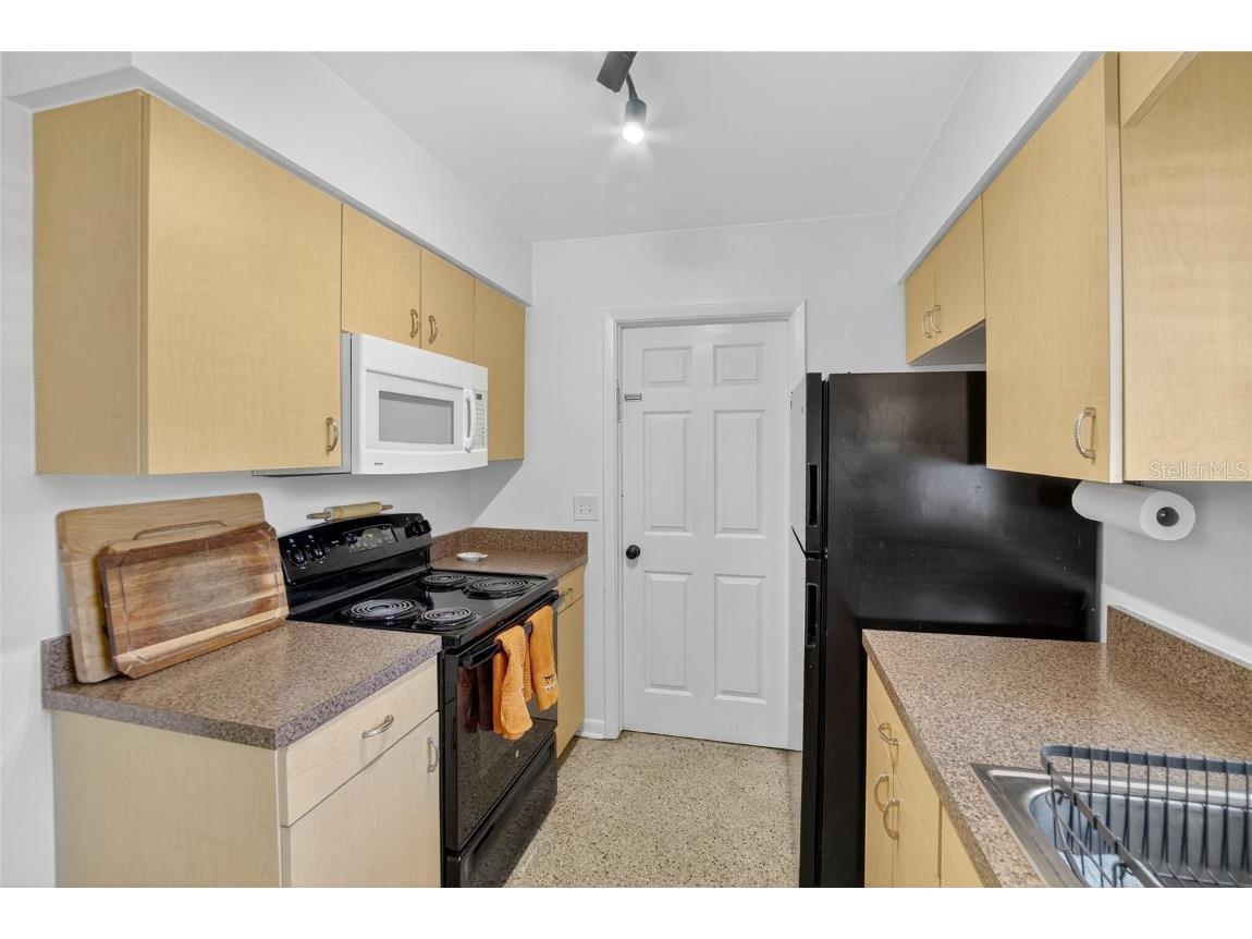 7909 West Pocahontas Avenue Tampa FL 33615 TB8443809 image17