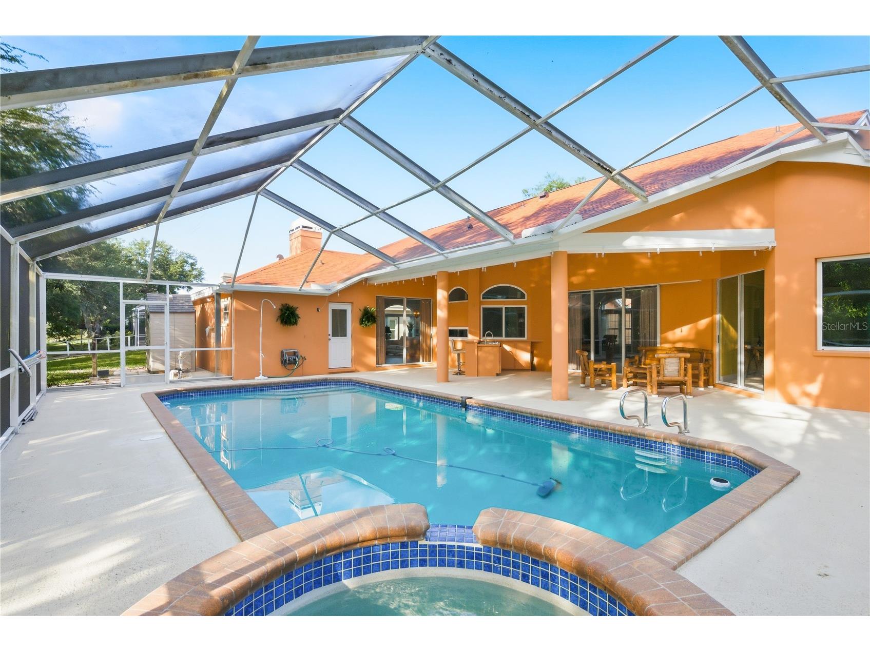 791 Weathersfield Drive Dunedin FL 34698 TB8498180 image2