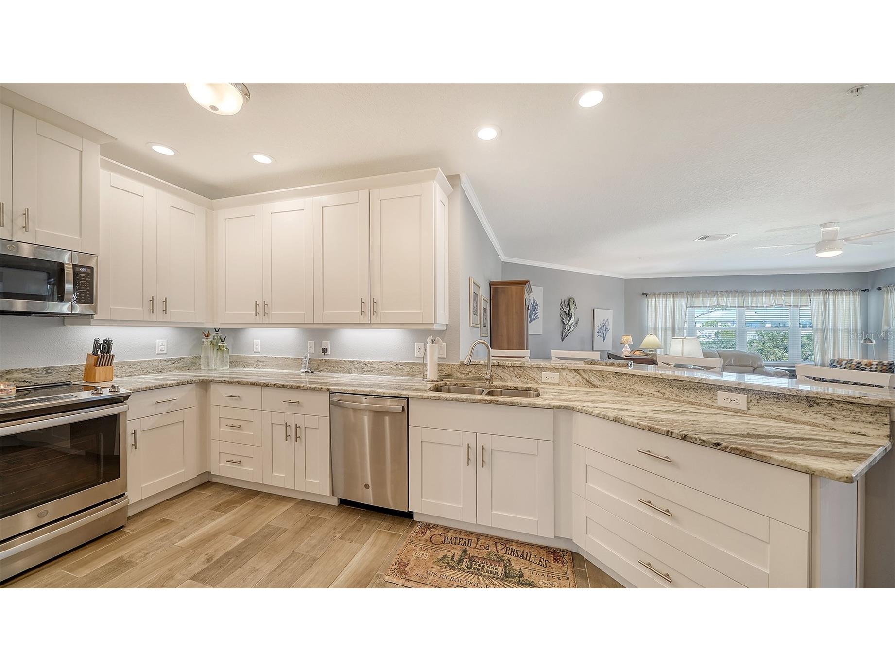 7910 34th Avenue W #203 Bradenton FL 34209 - PALMA SOLA BAY A4680587 image4