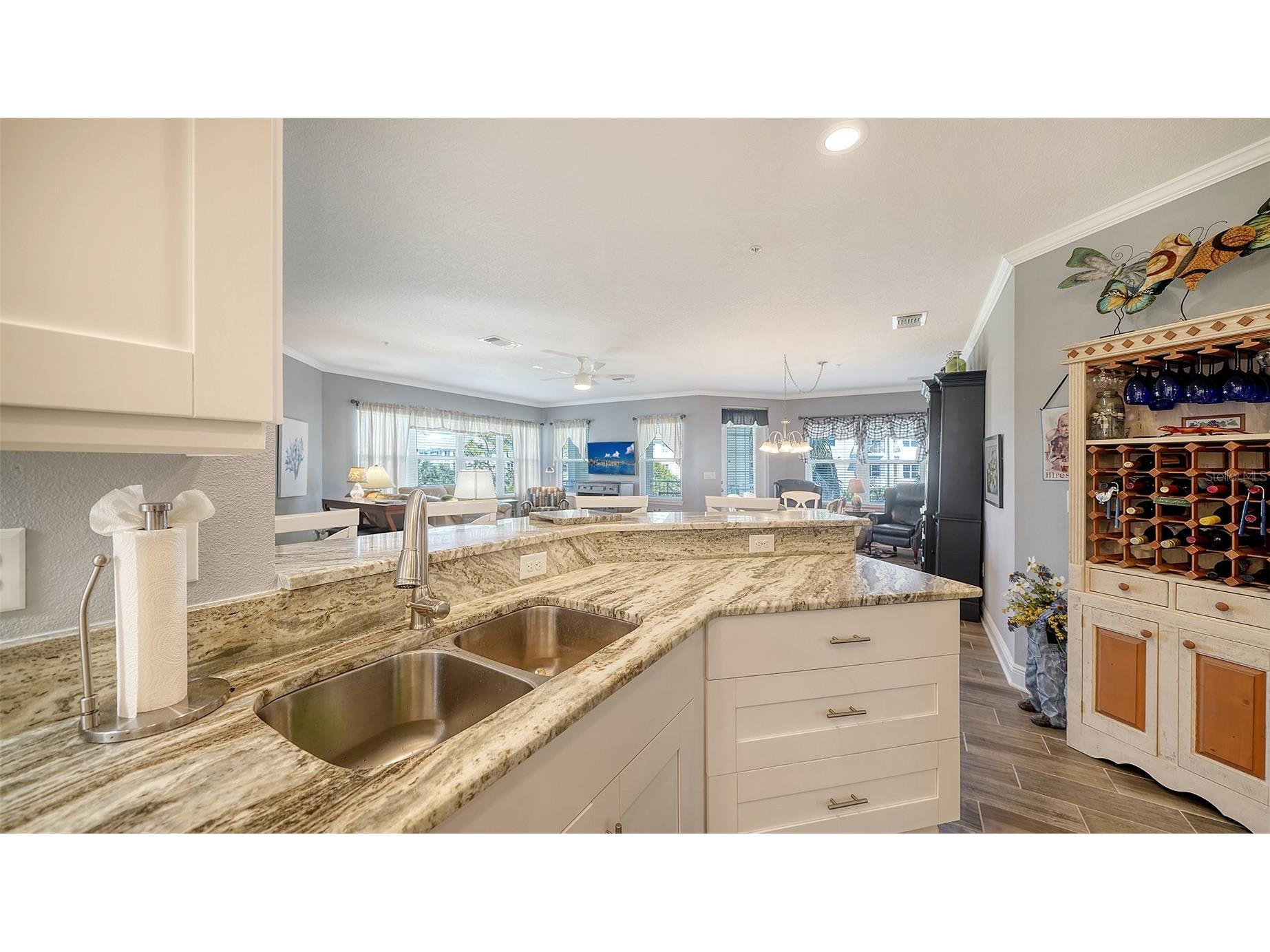 7910 34th Avenue W #203 Bradenton FL 34209 - PALMA SOLA BAY A4680587 image5