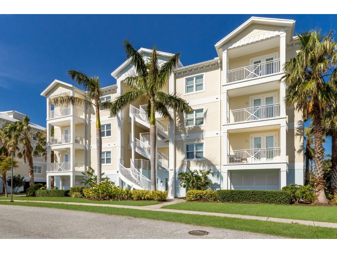 7910 34th Avenue W #302 Bradenton FL 34209 - PALMA SOLA BAY A4626350 image1