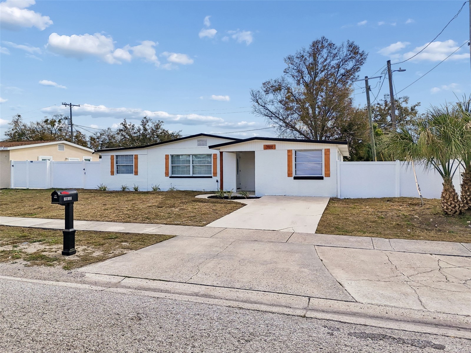 7910 W Powhatan Avenue Tampa FL 33615 TB8478023 image87