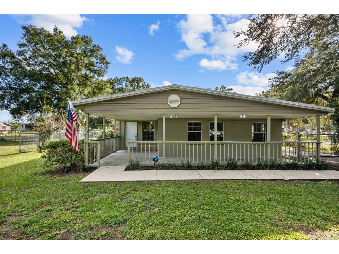 7911 Lovegren Lane Gibsonton FL 33534 T3488429 image1