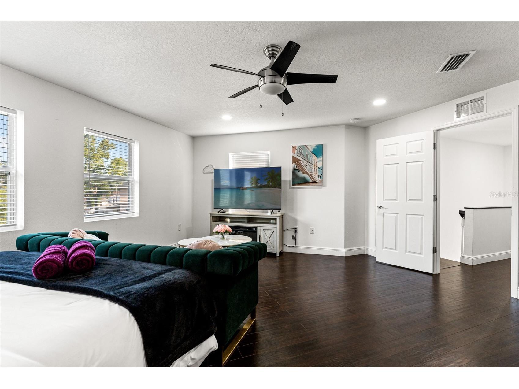 7911 N Packwood Avenue Tampa FL 33604 TB8476113 image19