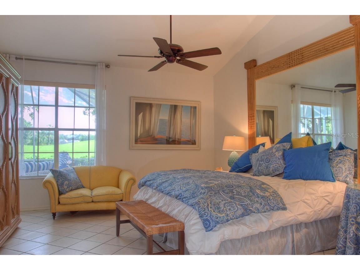 7911 Whitebridge Glen University Park FL 34201 A4549779 image20