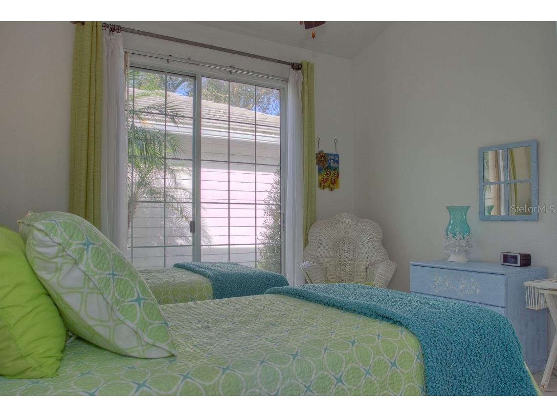 7911 Whitebridge Glen University Park FL 34201 A4549779 image26