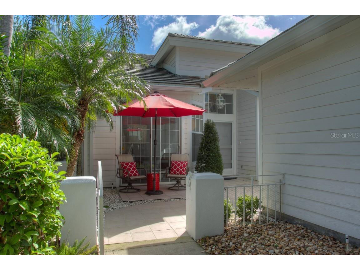 7911 Whitebridge Glen University Park FL 34201 A4549779 image4