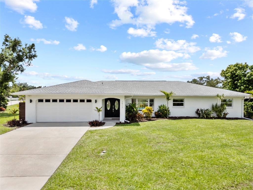 7912 Estates Drive Sarasota FL 34243 A4650512 image1