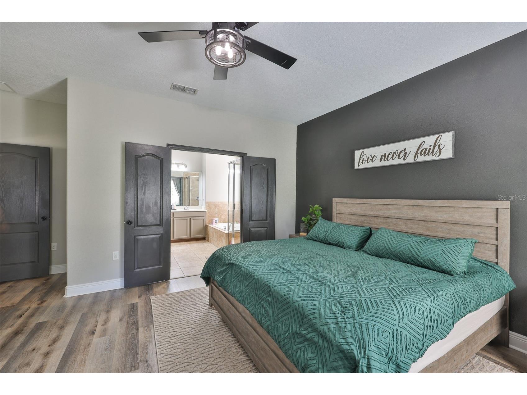 7912 Hampton Lake Drive Tampa FL 33647 TB8528798 image17
