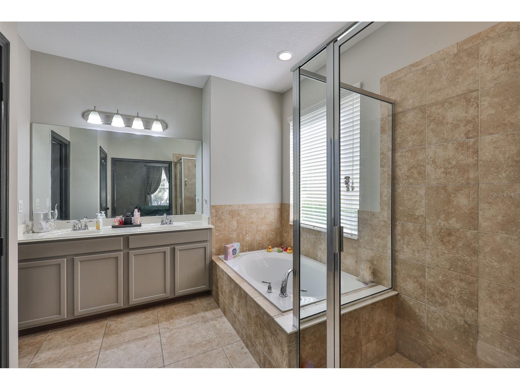 7912 Hampton Lake Drive Tampa FL 33647 TB8528798 image19