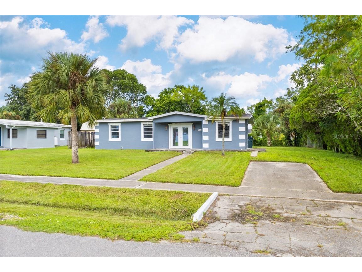 7912 Hyde Park Avenue North Port FL 34287 A4548119 image1