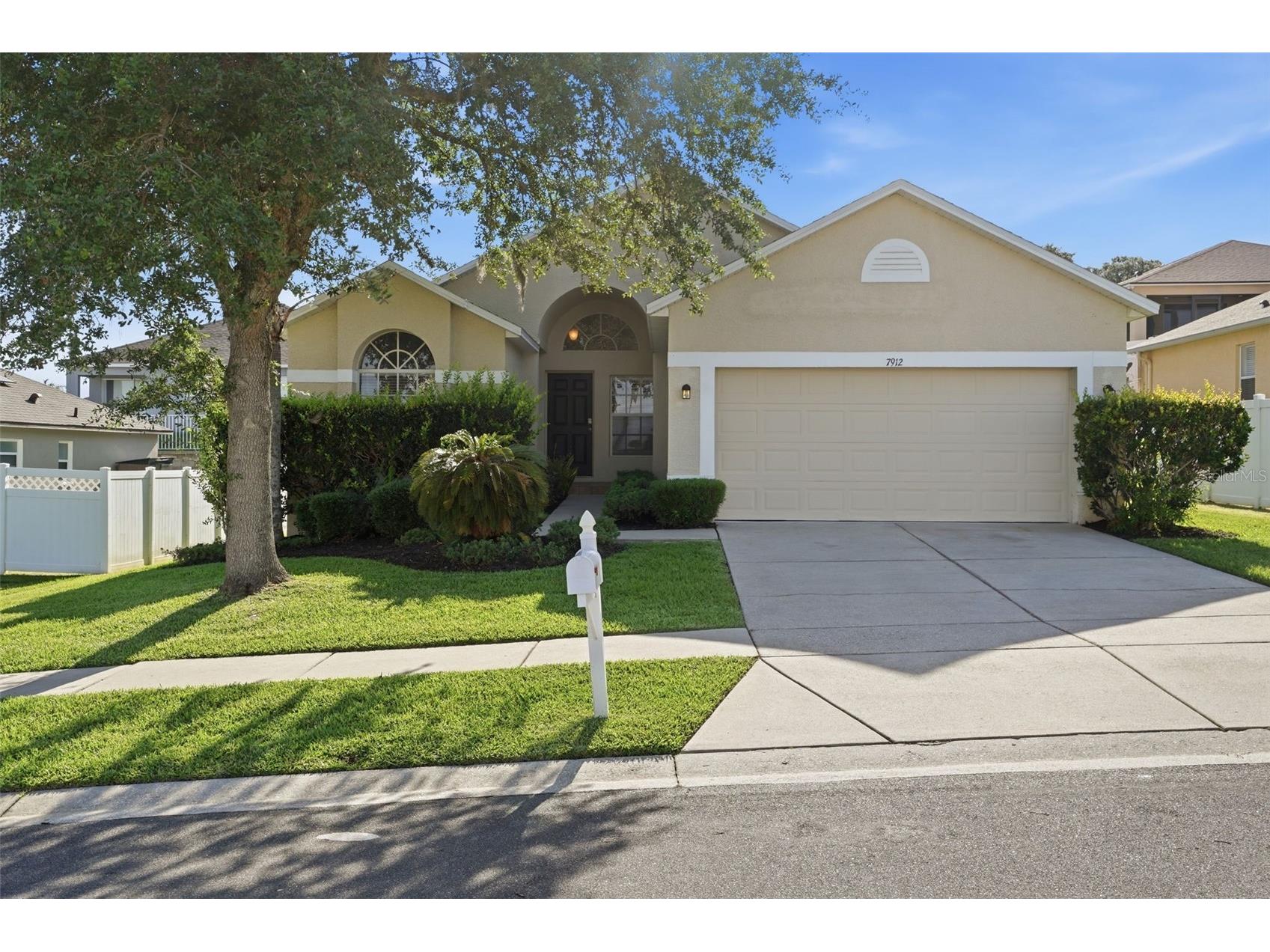 7912 Merchantville Circle Zephyrhills FL 33540 O6427851 image1